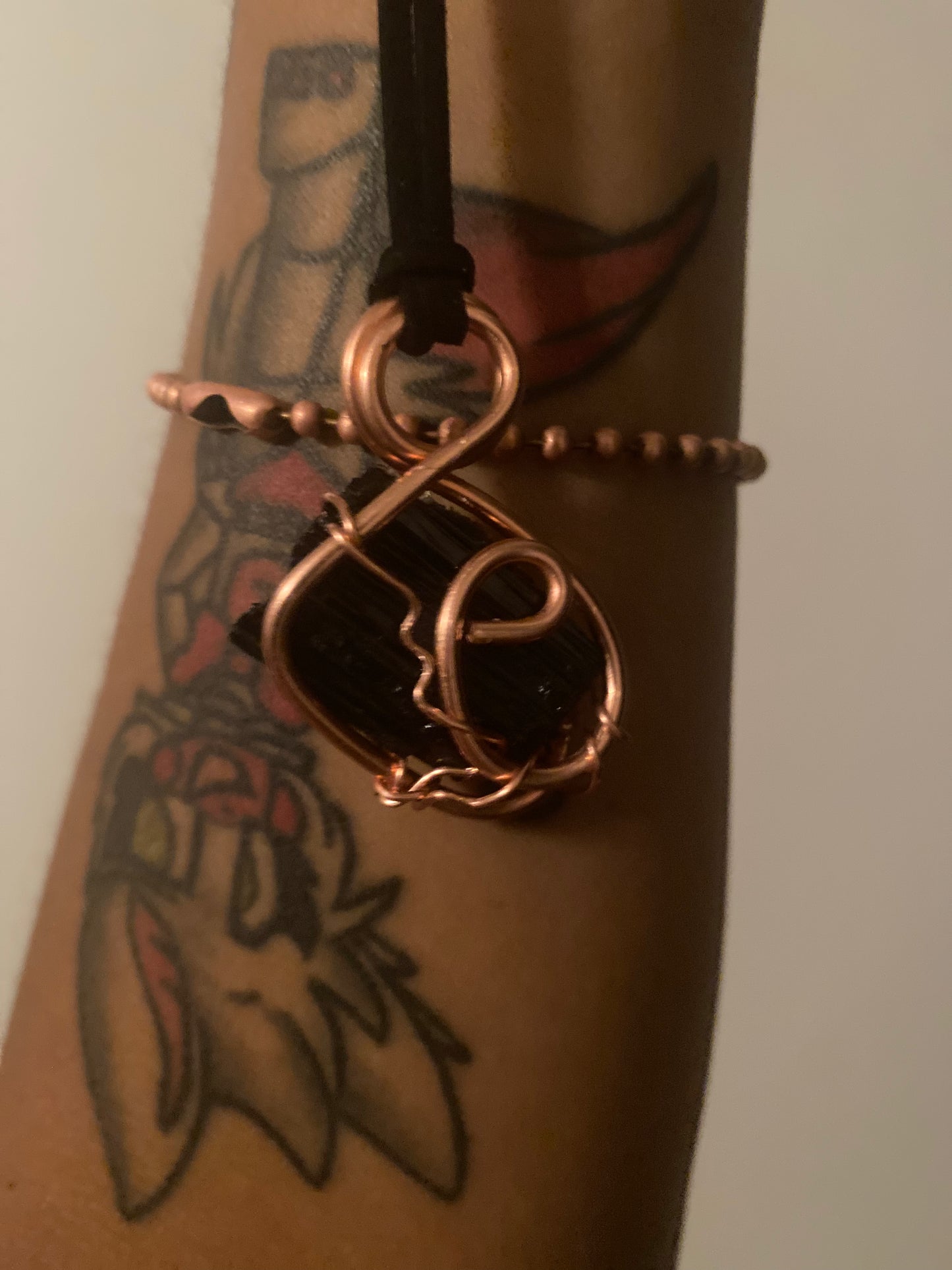 Tourmaline pendant (protection, energy repellant)