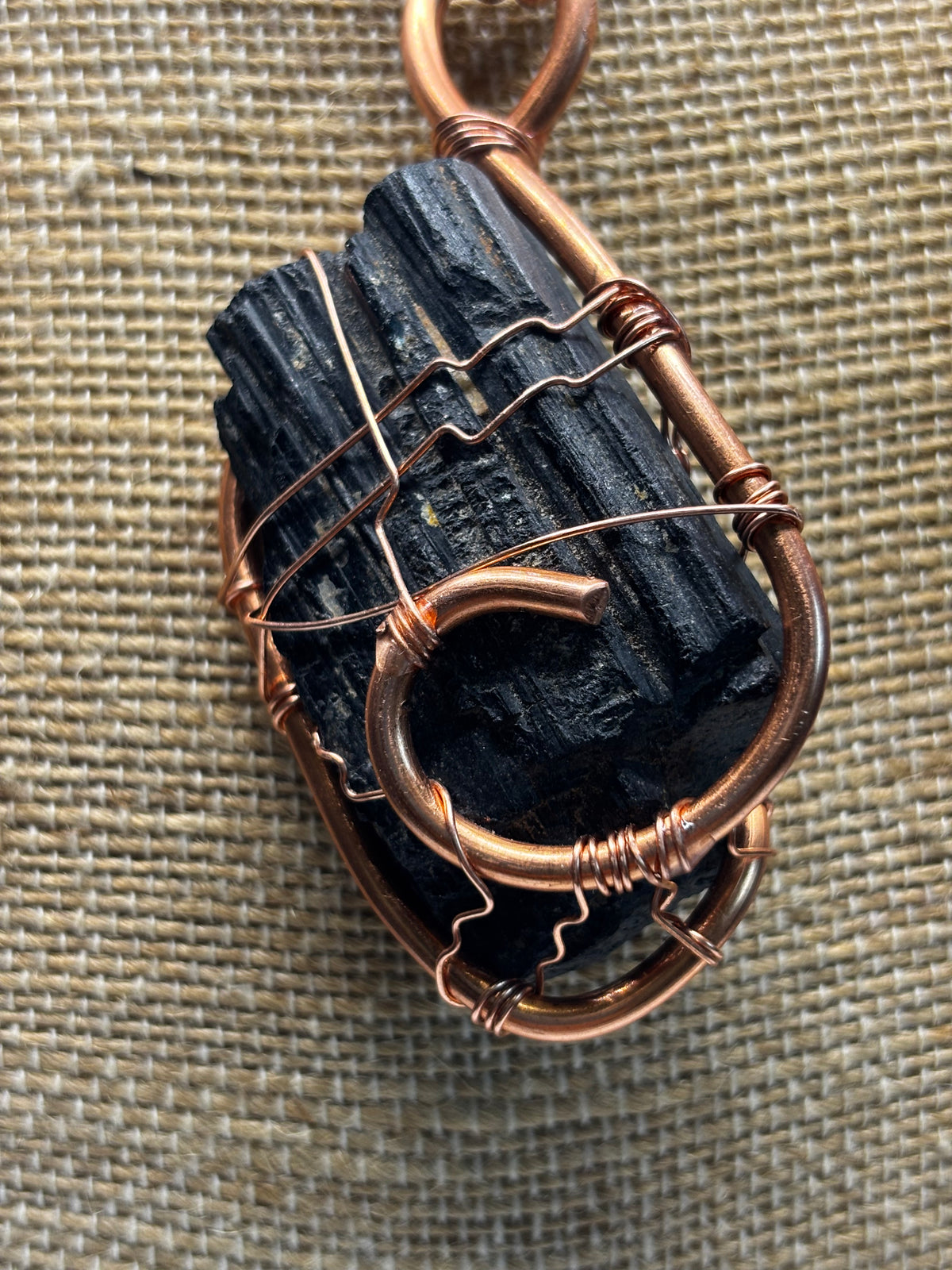 Tourmaline pendant - The Kreative Unikorn LLC