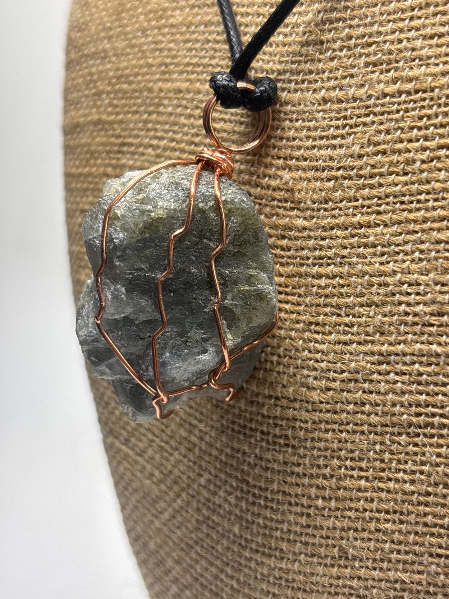 Labradorite pendant