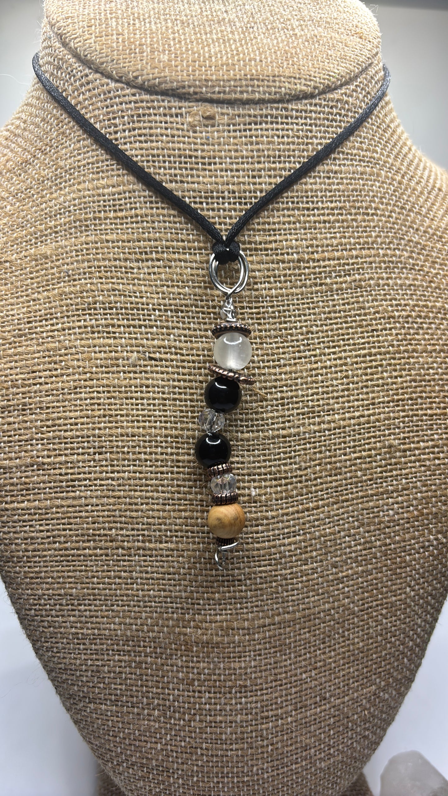 Tourmaline protection pendant - The Kreative Unikorn LLC