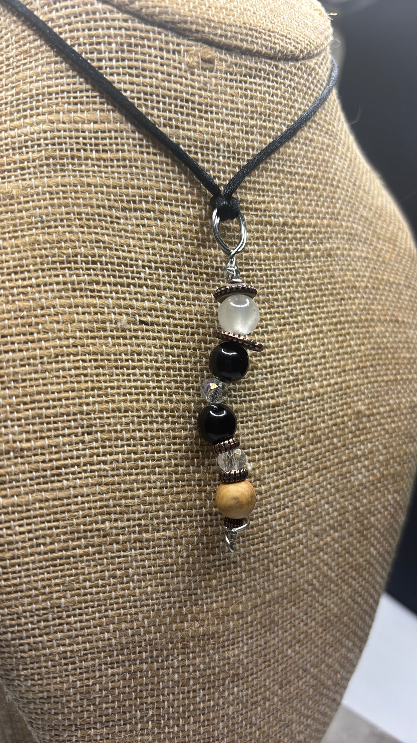 Tourmaline protection pendant - The Kreative Unikorn LLC